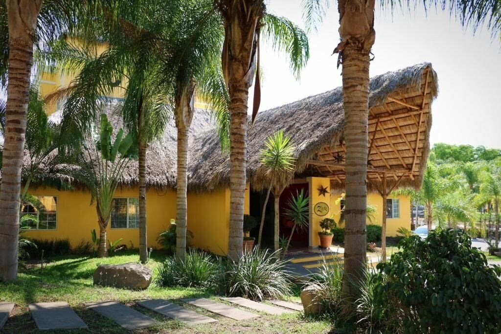 Фото Hotel Zar Colima 3*