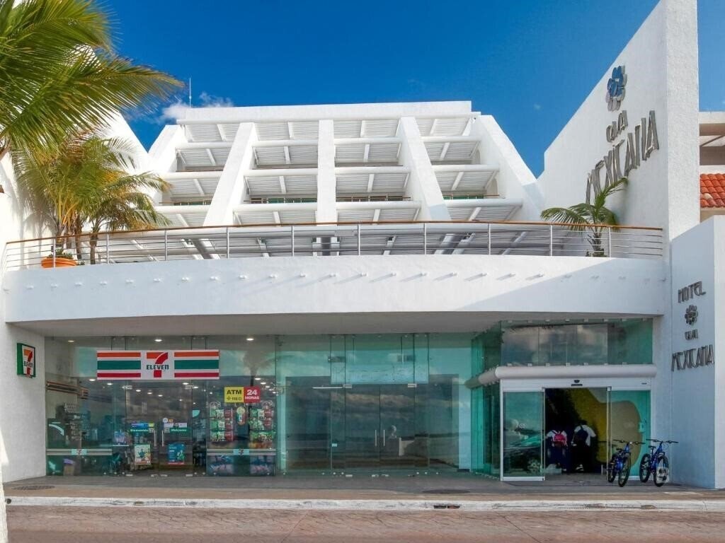 Отель Casa Mexicana Cozumel 4*