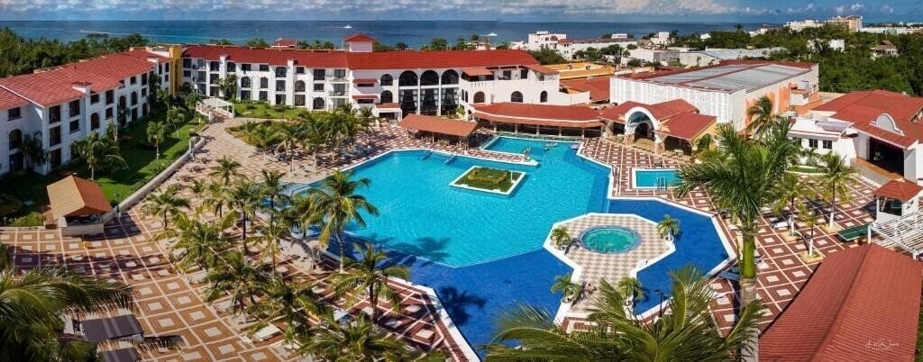 Фотографія Cozumel & Resort 4*