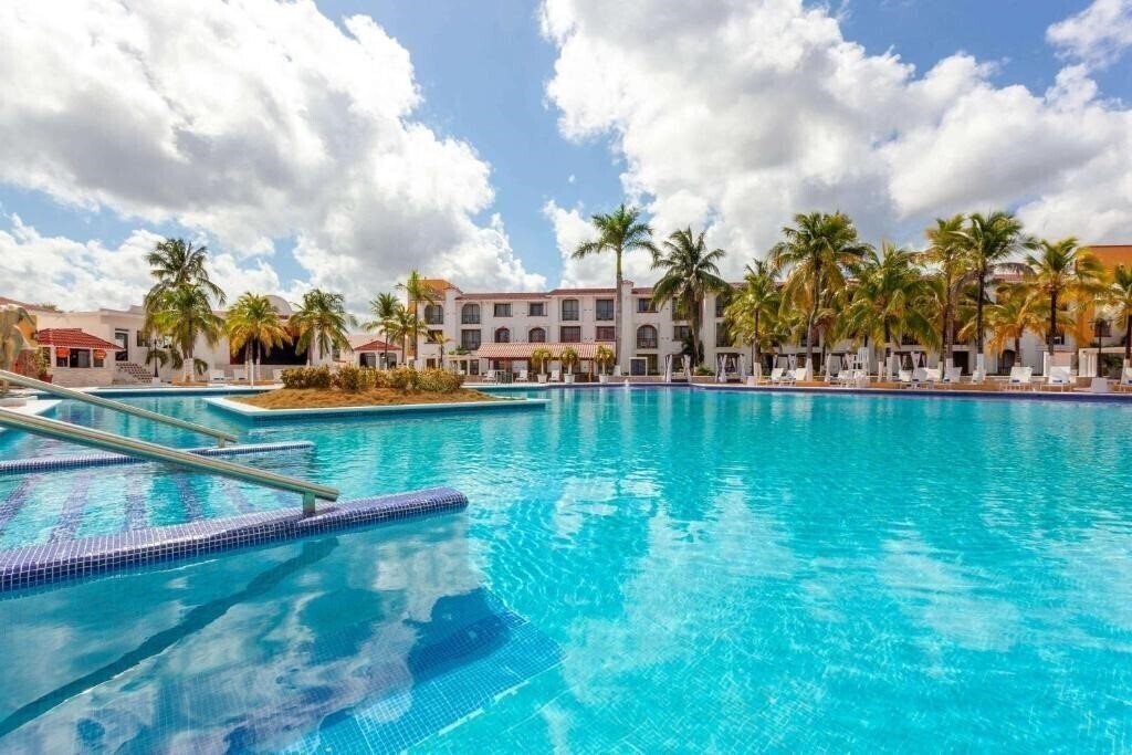 Картинка Cozumel & Resort 4*