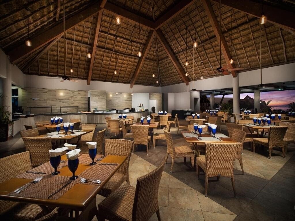Картинка El Cid La Ceiba Beach 4*