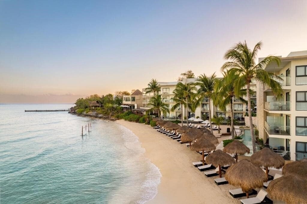 Готель Dreams Cozumel Cape Resort & Spa 5*