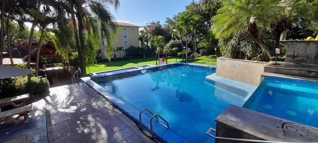 Фотографія Holiday Inn Cuernavaca 3*