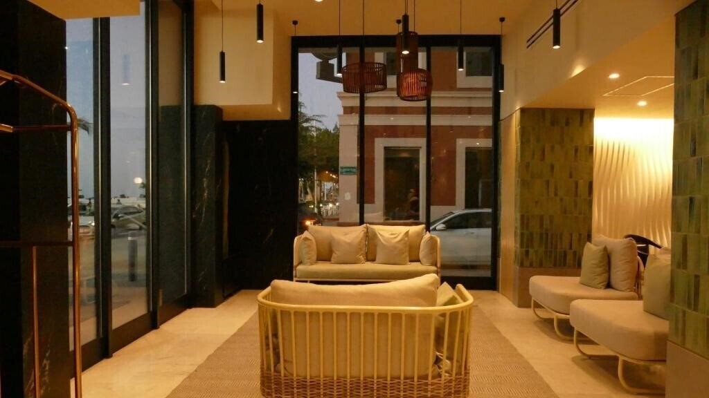 Изображение Hotel Seven Crown La Paz Malecon 4*