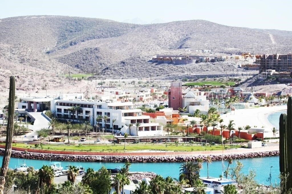 Изображение Hotel Indigo La Paz Puerta Cortes 5*