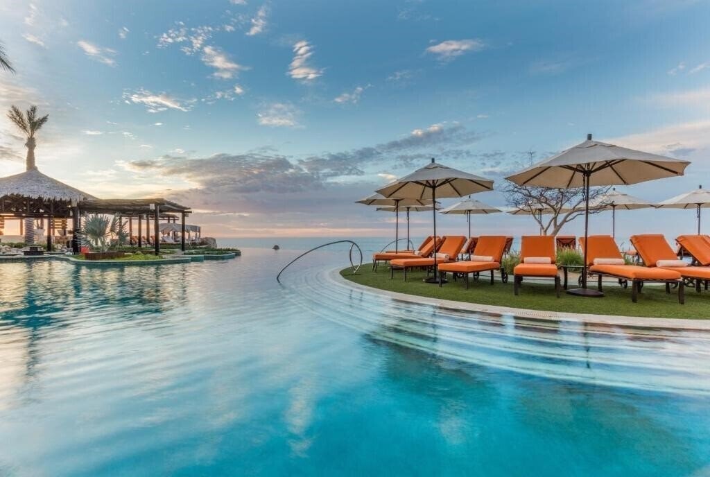 Отель Grand Solmar Land's End Resort & SPA 4*
