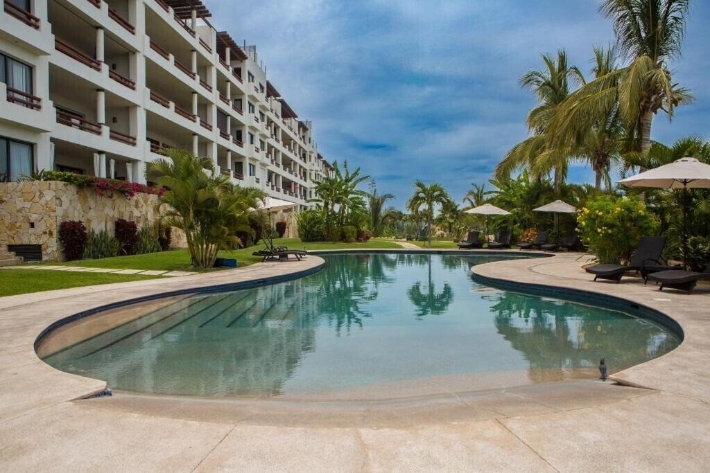 Фотографія Alegranza Luxury Resort - All Master Suites 4*