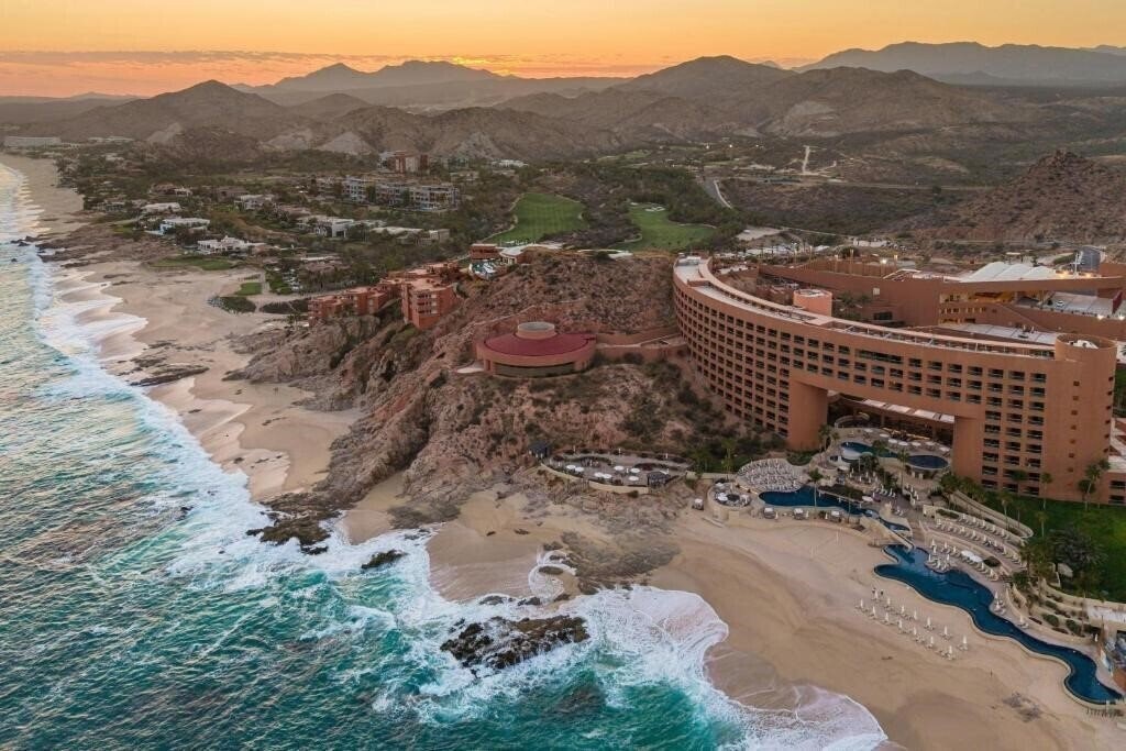 Готель The Westin Los Cabos Resort Villas 5*