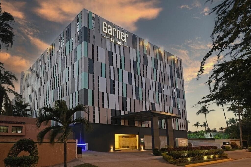 Готель Garner Hotel Mazatlan Beach by IHG 4*