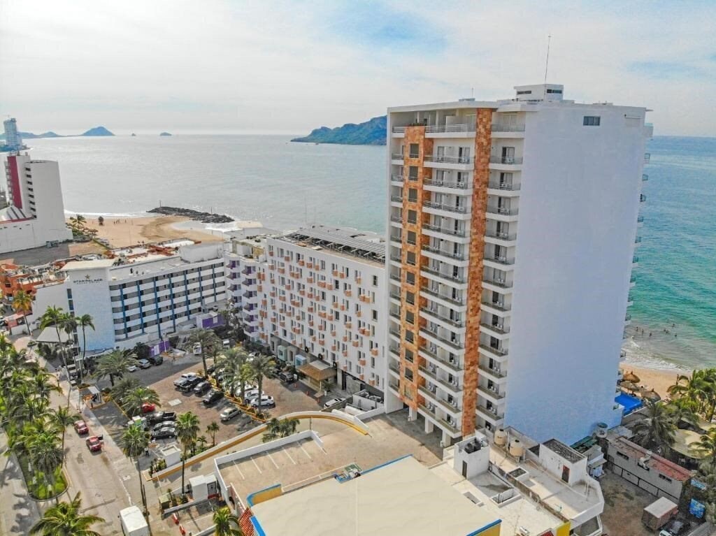Фото Pacific Palace Beach Tower Hotel 4*