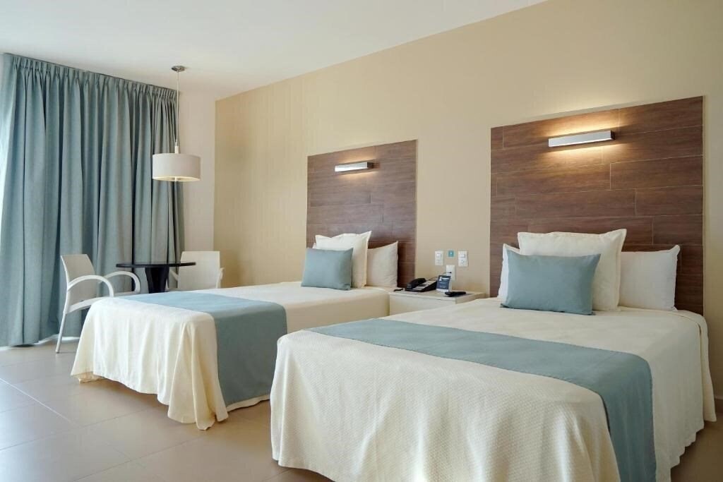 Зображення Pacific Palace Beach Tower Hotel 4*
