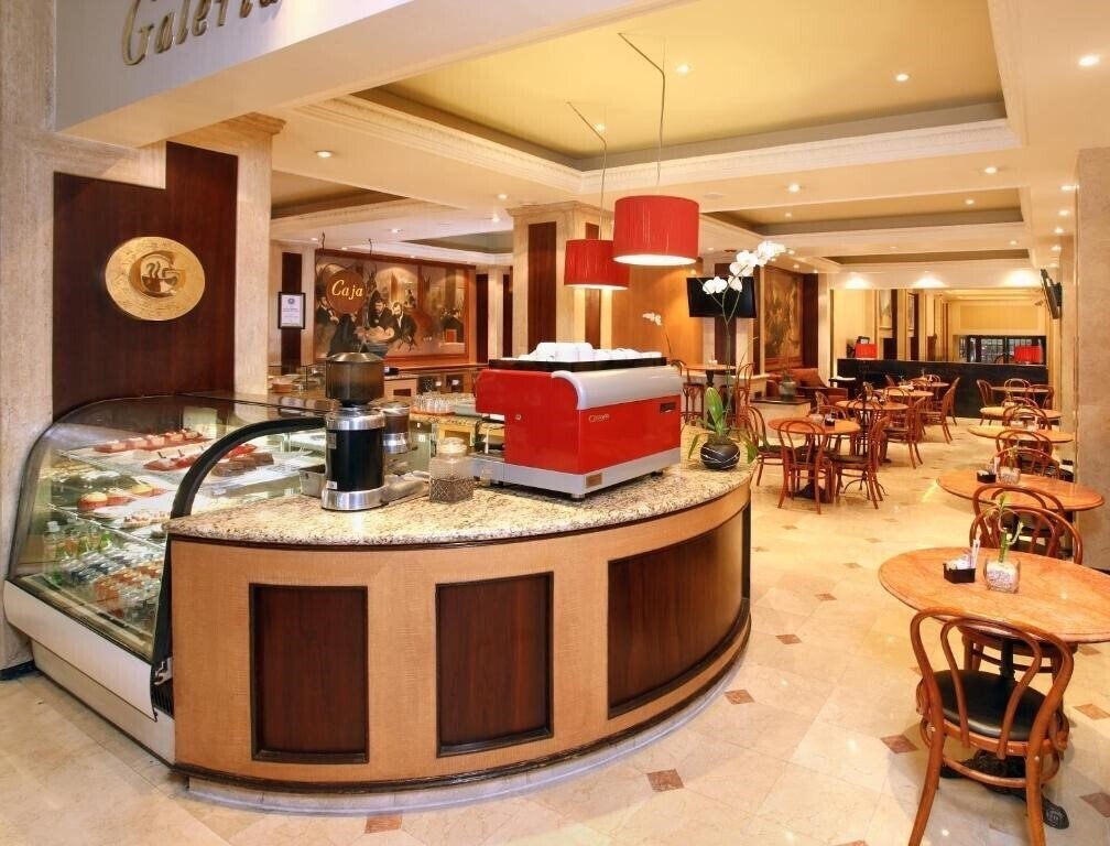 Фото Emporio Reforma 5*