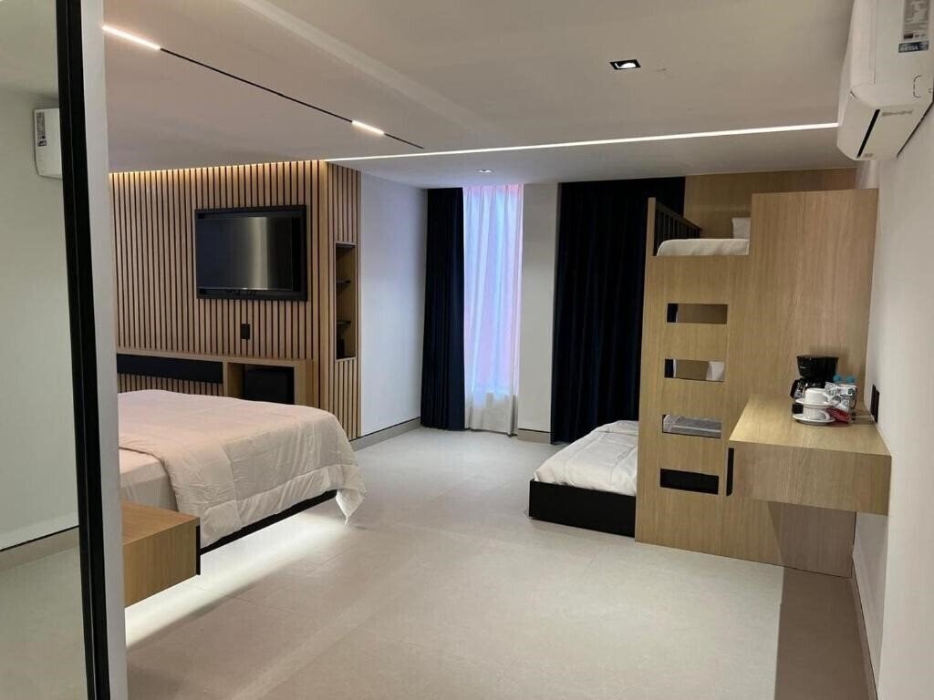 Отель Hotel Lepanto 3*