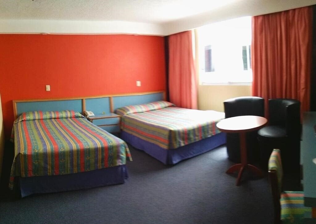 Картинка Segovia Regency 3*