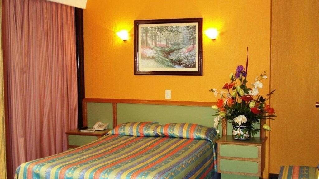 Фото Segovia Regency 3*