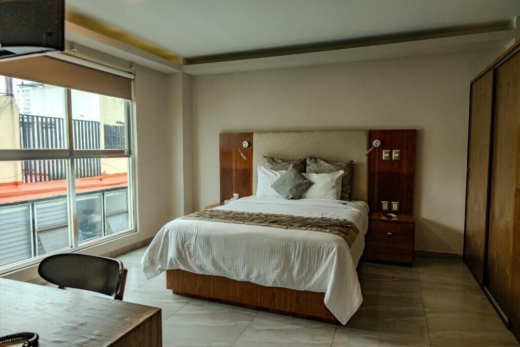 Отель J. Towers 3*