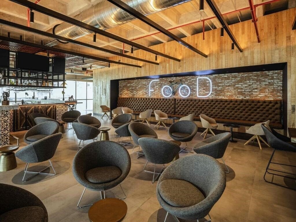 Изображение Novotel Mexico City Toreo 4*