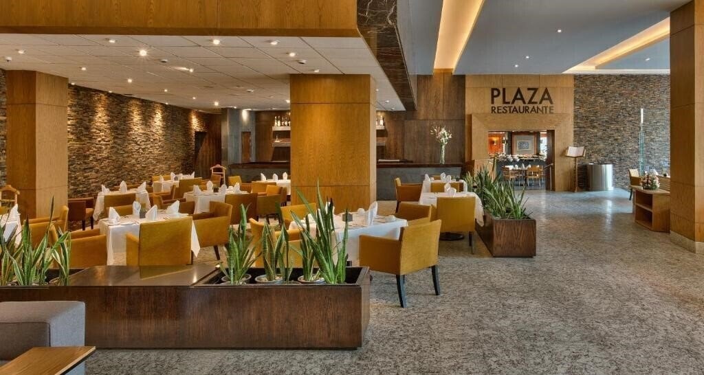Фотография Galeria Plaza 5*