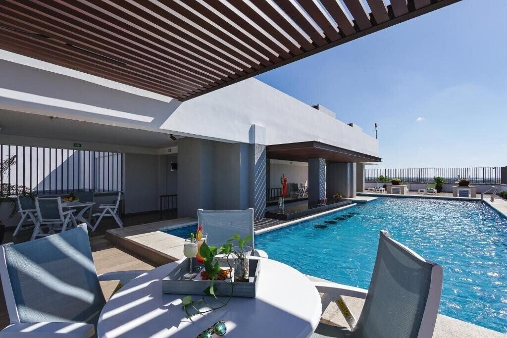 Зображення El Conquistador Del Paseo De Montejo 5*