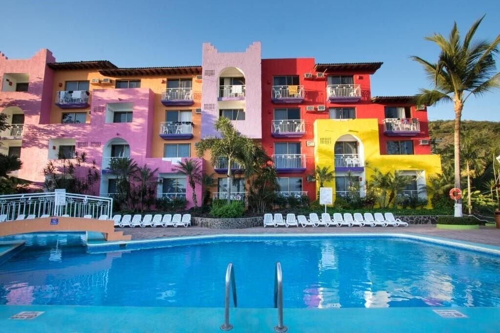 Отель Decameron Los Cocos Guayabitos, Ramada All Inclusive Resort 3*