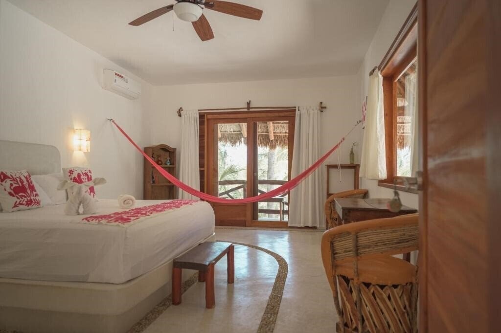 Картинка Casa Iguana Holbox 3*