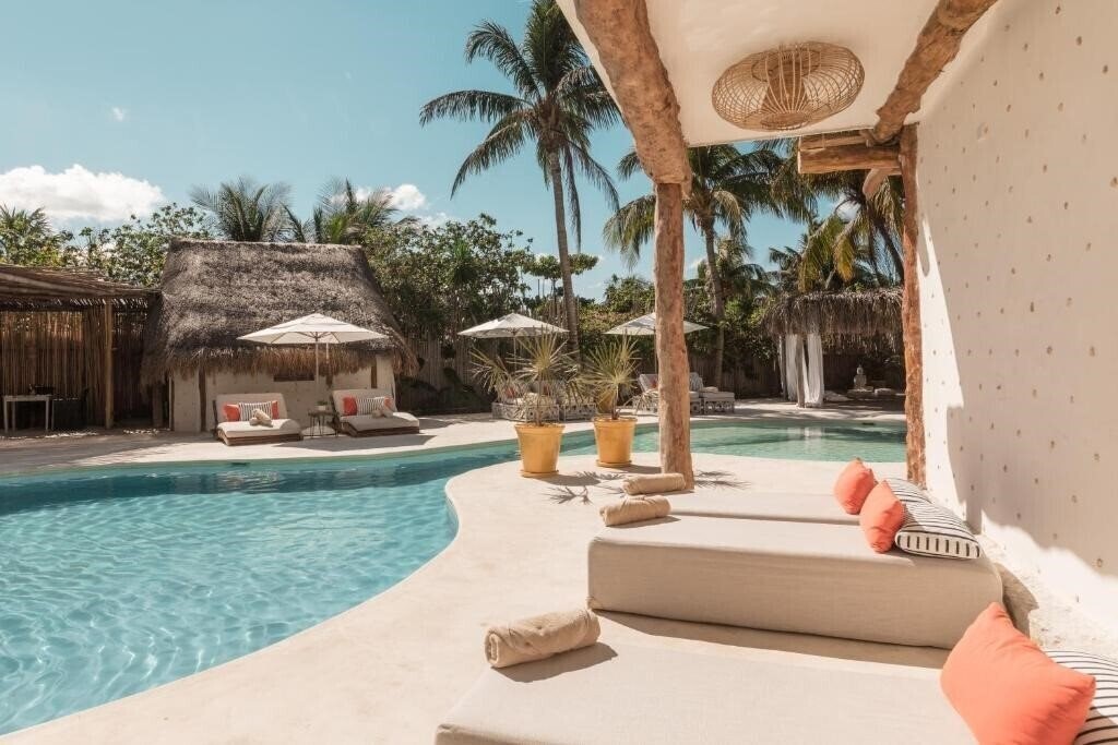 Готель Ser Casasandra Boutique 4*