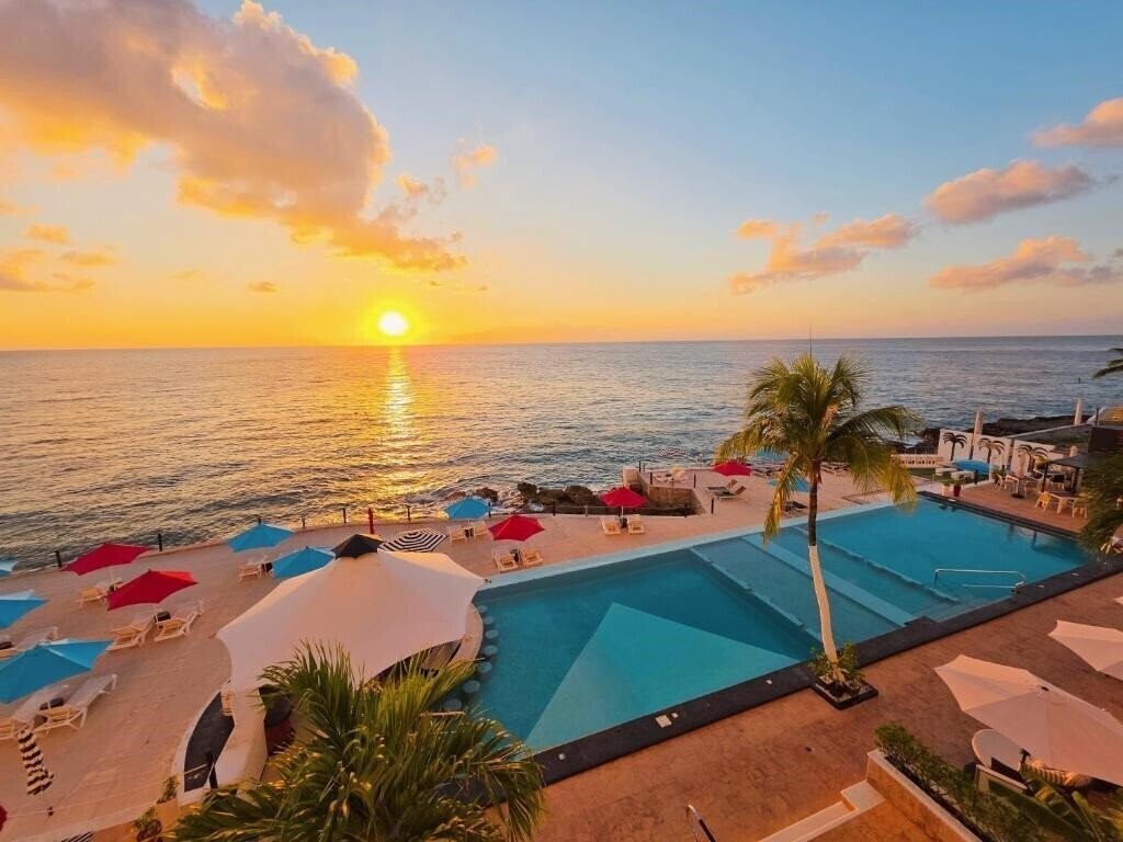 Отель Coral Princess Golf & Dive Resort 3*