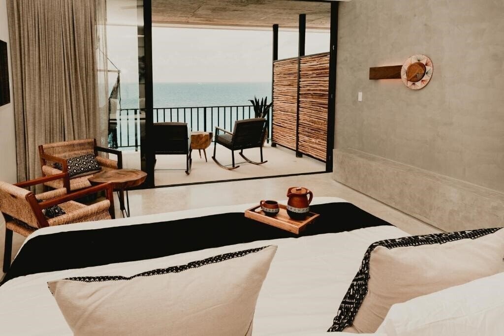 Изображение Hotel B Unique 5*