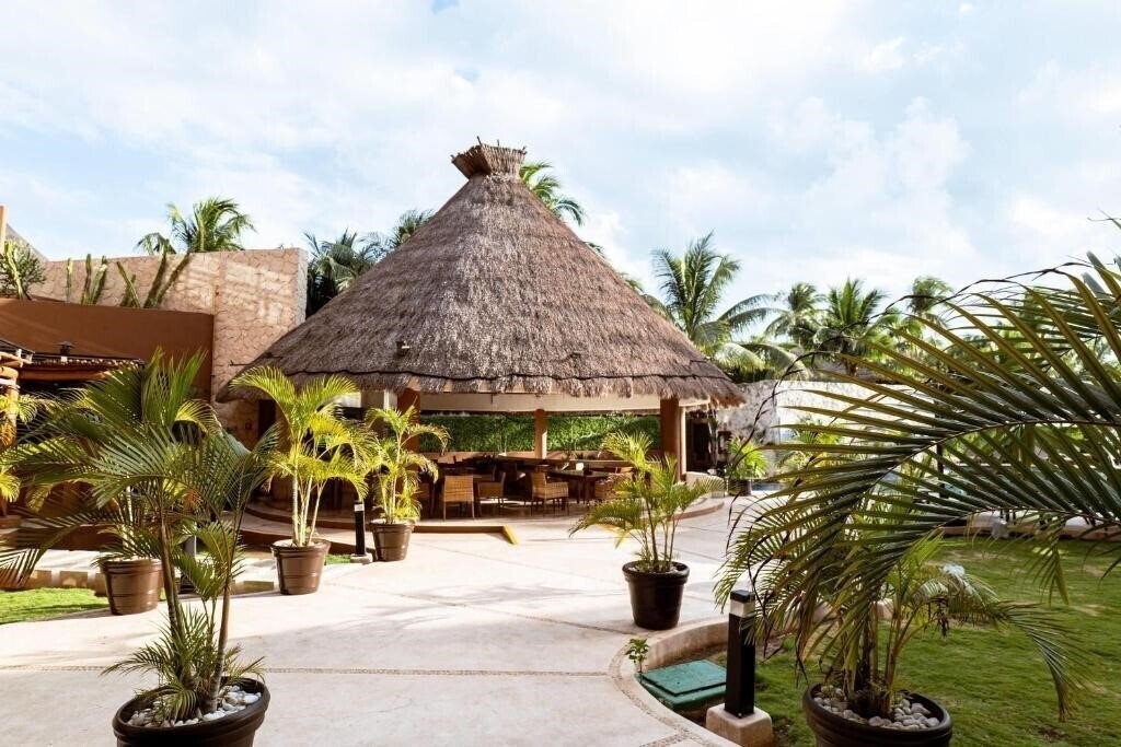 Фото Esplendor by Wyndham Isla Mujeres 5*