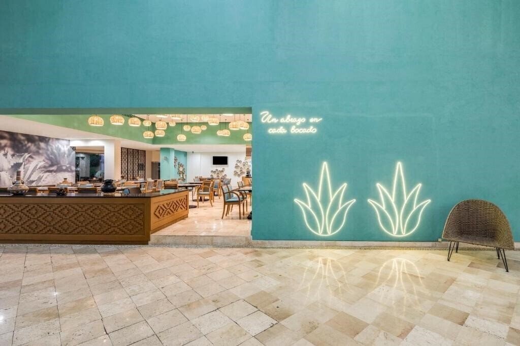 Зображення Fiesta Inn Oaxaca 4*