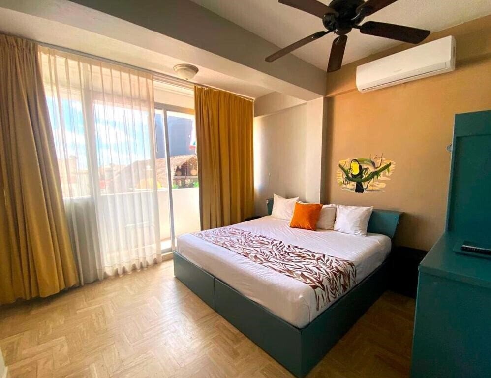 Фото Mar Azul Suites 3*