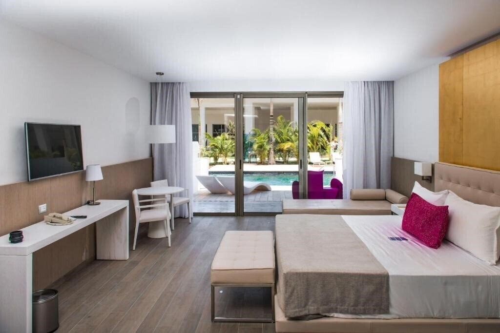 Картинка Platinum Yucatan Princess 5*