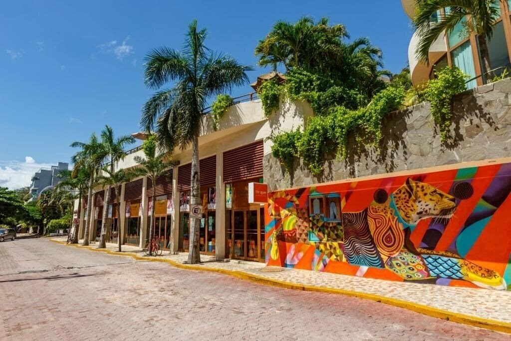 Изображение El Taj Ocean Front & Beachside Condo 5*
