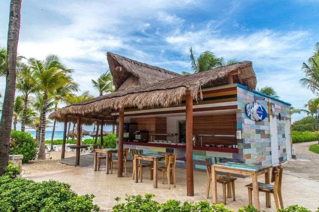 Картинка Select Club at Sandos Playacar Adults Only 5*