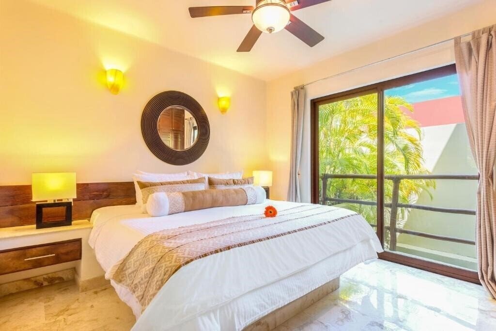 Изображение Maya Villa Condo Hotel & Beach Club 4*