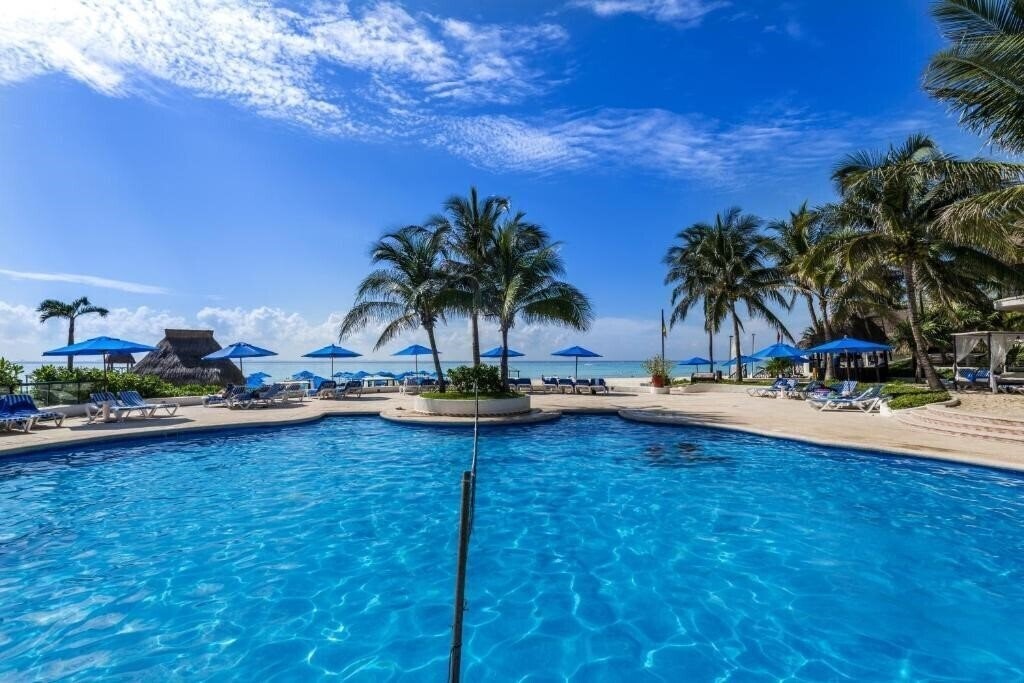 Отель The Reef Playacar 4*