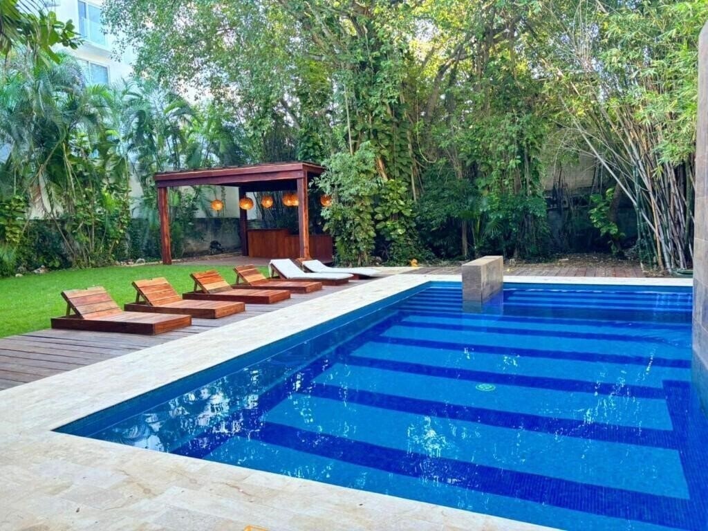 Отель Nina Hotel Playa del Carmen 3*