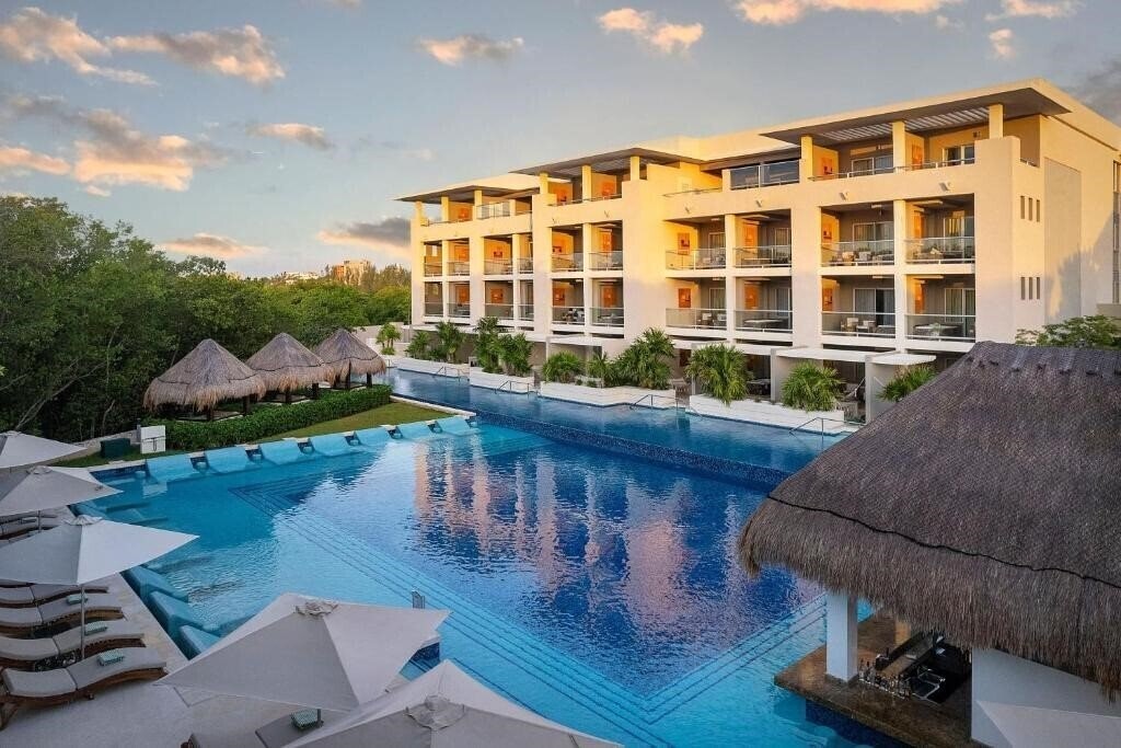 Фото Paradisus La Perla (Adults Only) 5*