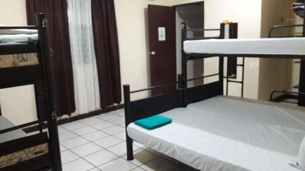 Картинка Hostel Alme 1*