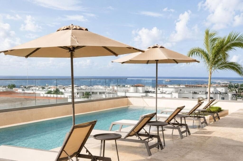 Фото Hotel Indigo Playa del Carmen by IHG 4*