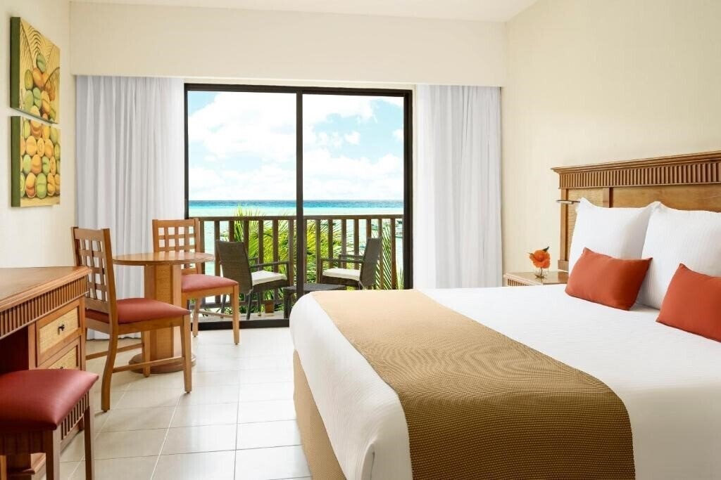 Фотография The Reef Coco Beach Resort & SPA 4*