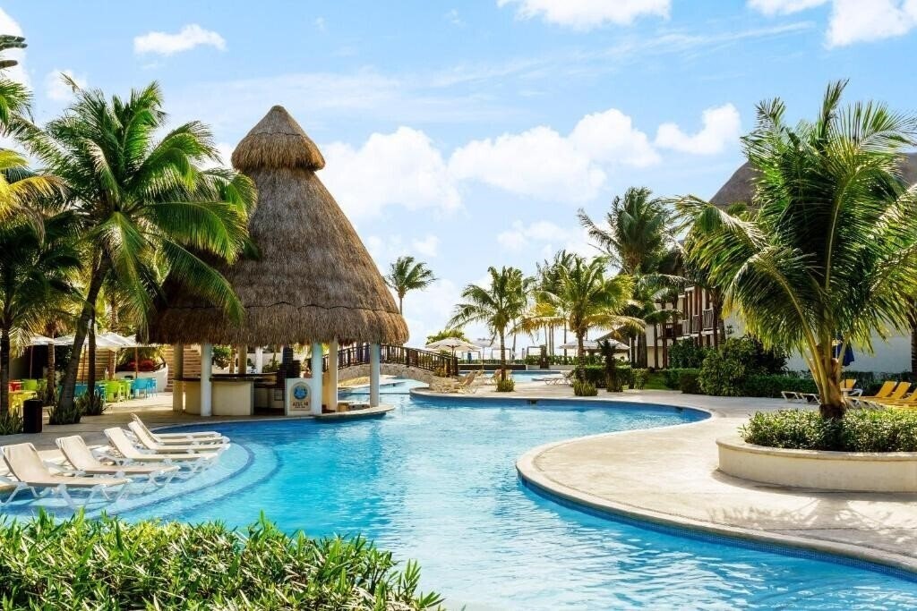 Картинка The Reef Coco Beach Resort & SPA 4*