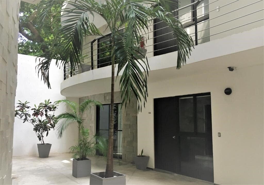 Отель Sole Suites Playa Del Carmen 4*