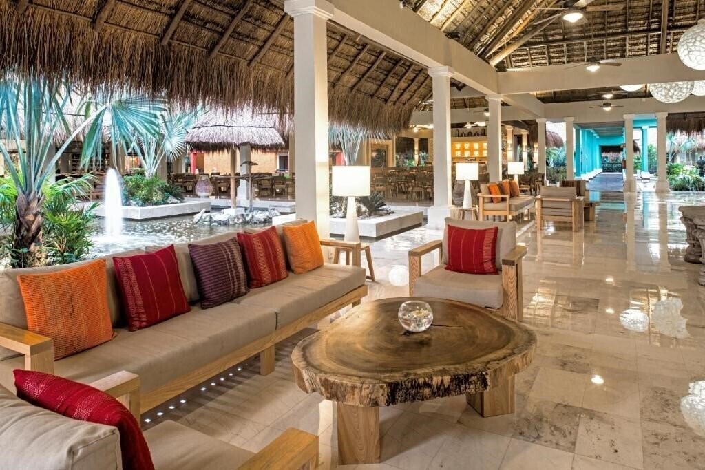 Картинка Iberostar Waves Quetzal 5*