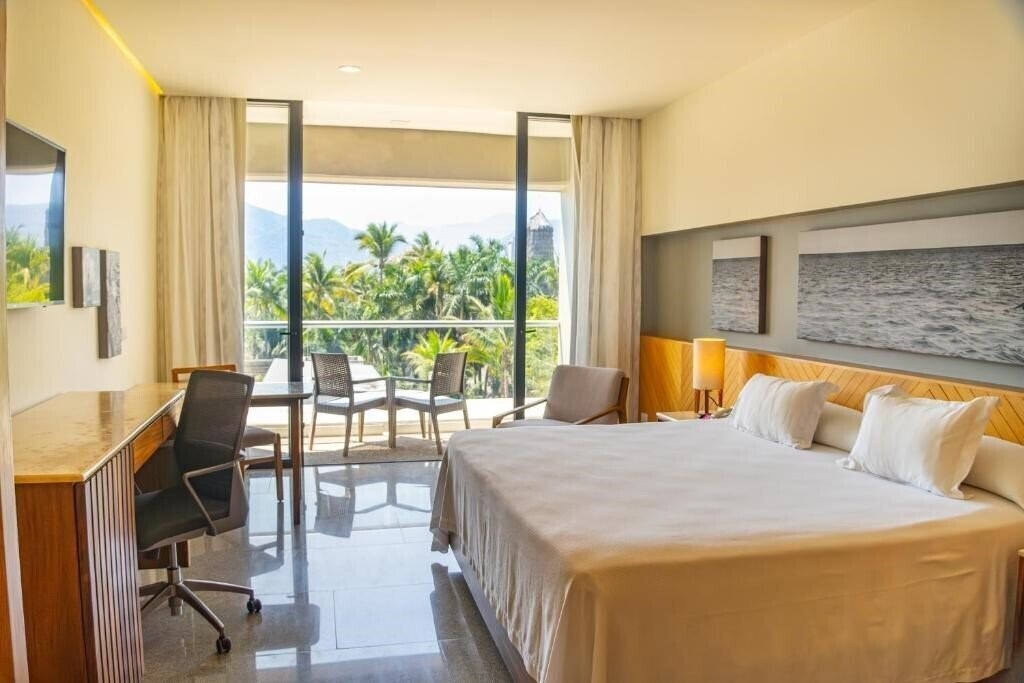 Фото Hotel Mio Vallarta 3*