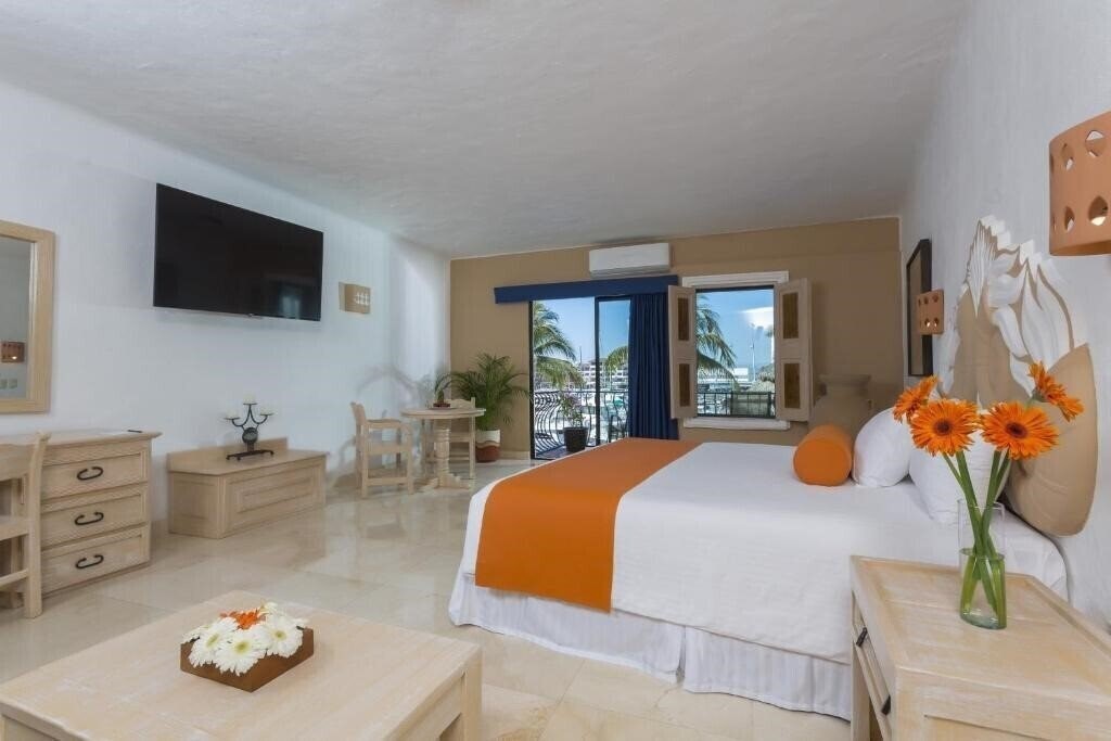 Фотографія Flamingo Vallarta Hotel Marina 2*