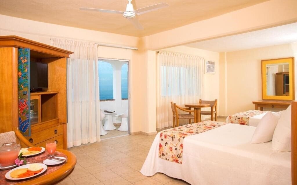 Фотографія Tropicana 3*
