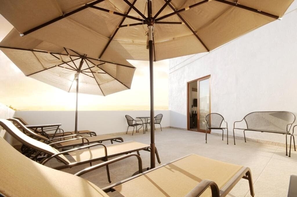 Изображение Holiday Inn Express Puerto Vallarta 4*