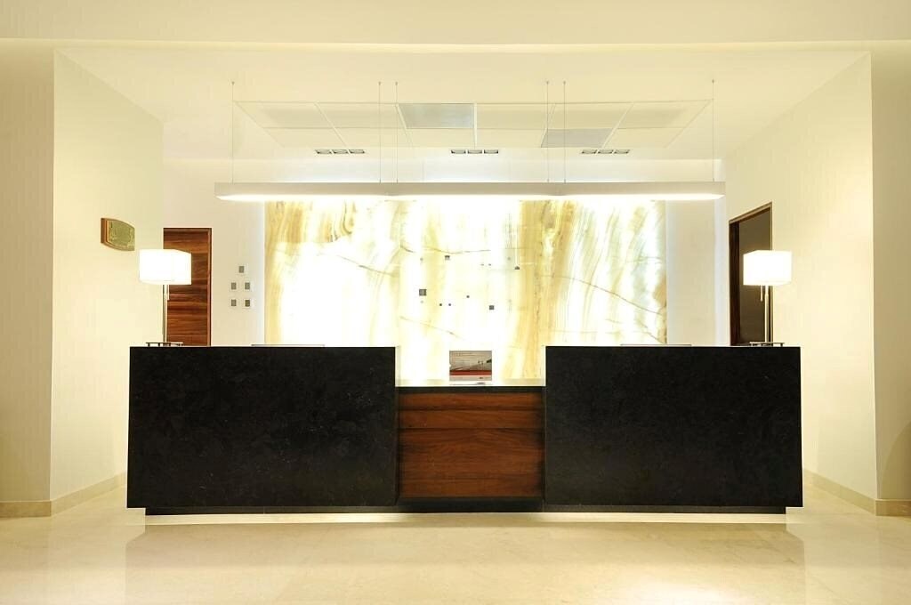 Картинка Holiday Inn Express Puerto Vallarta 4*