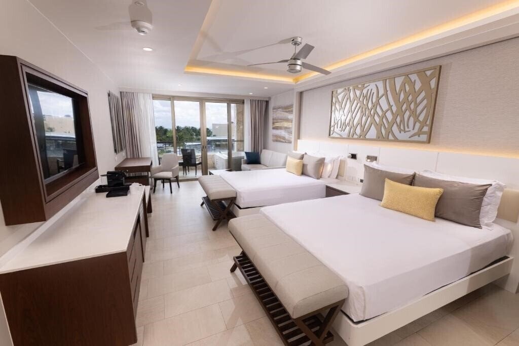 Фотографія Royalton Riviera Cancun 5*
